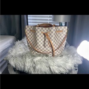 Louis vuitton girolata trades ok